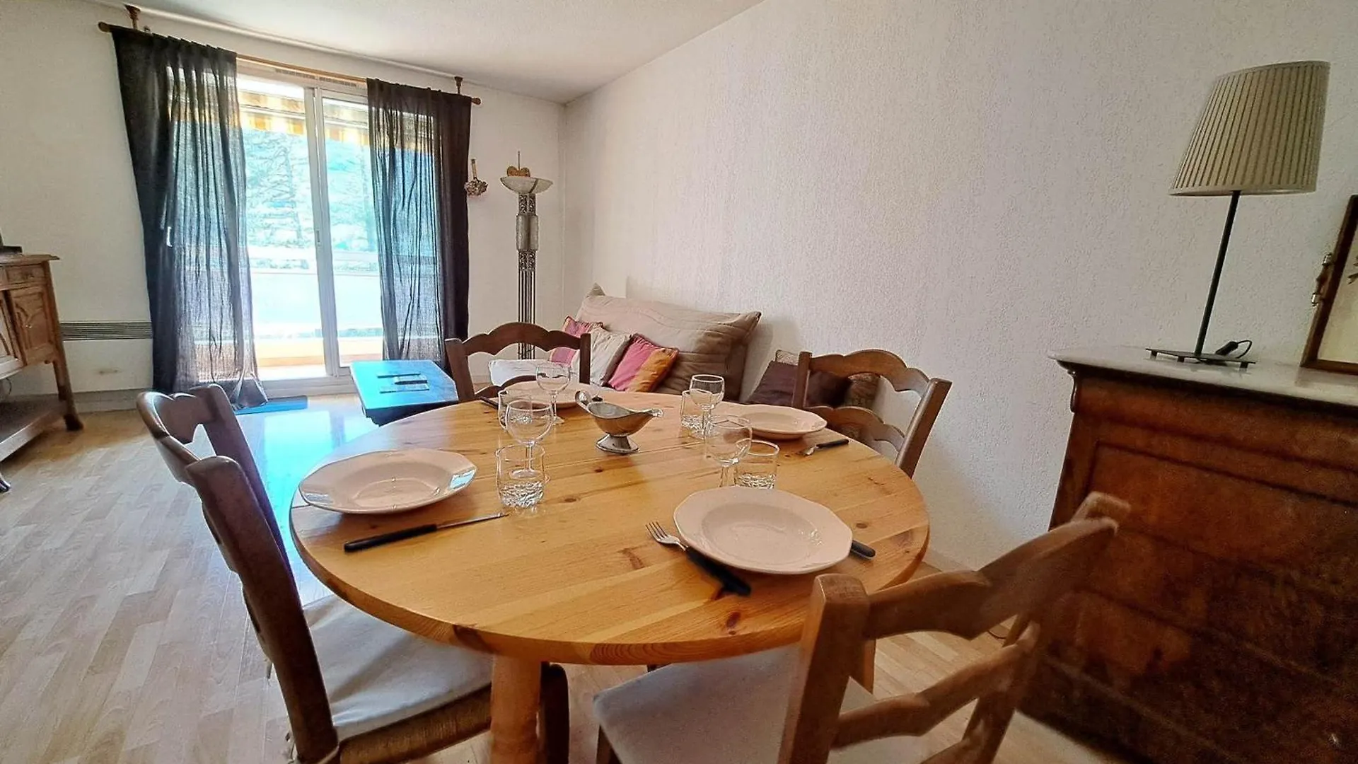 T2 Central Avec Balcon Et Vue, Barcelonnette - Fr-1-165A-25 Apartment